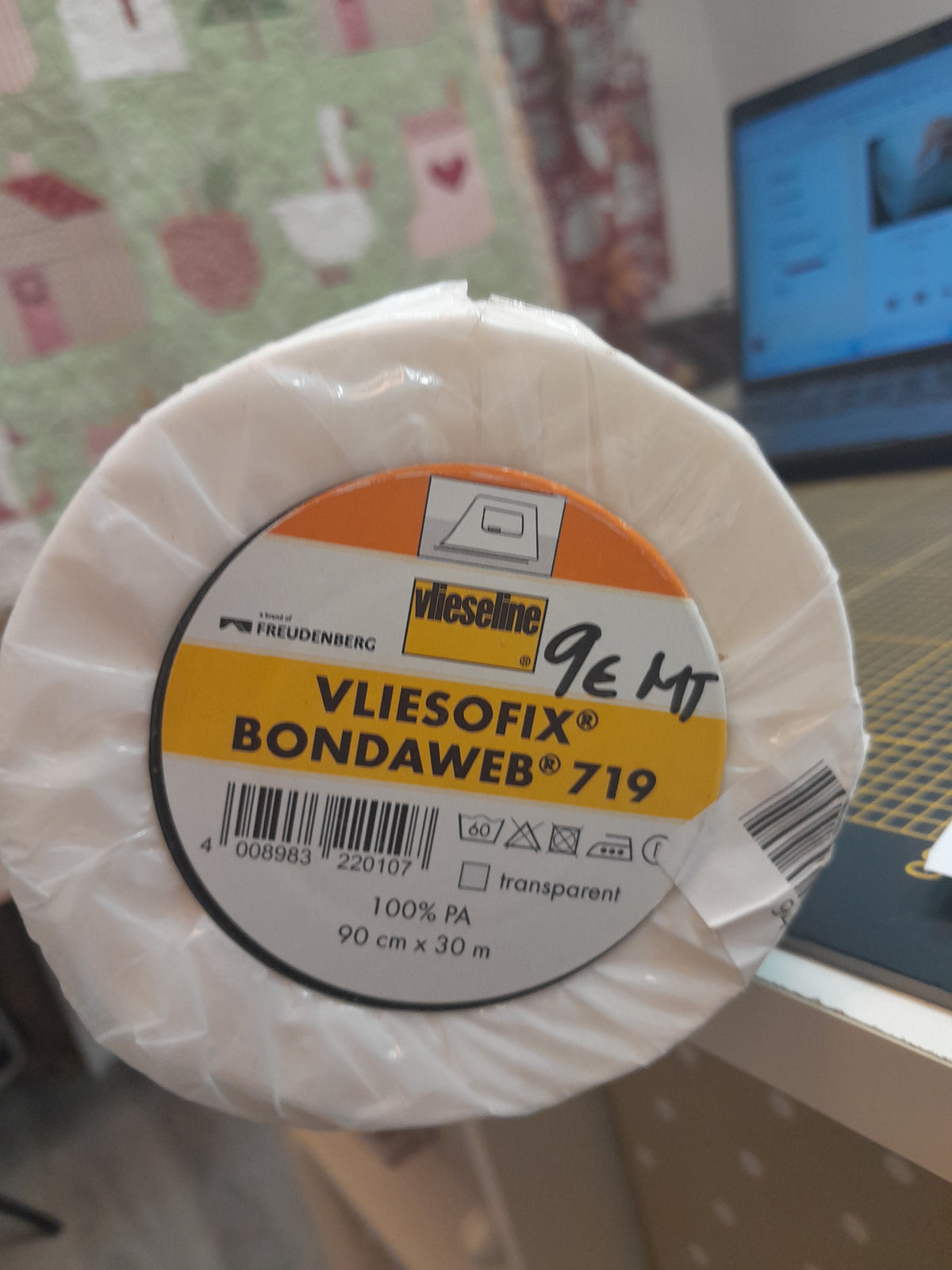 VLIESOFIX BONDAWEB 719 APPLIQUE 90 CM