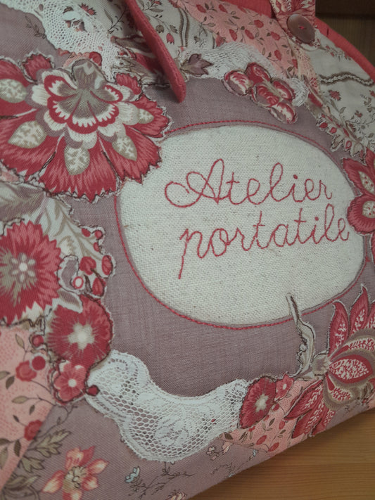 KIT ATELIER PORTATILE + PATTERN FLEUR DE PARIS