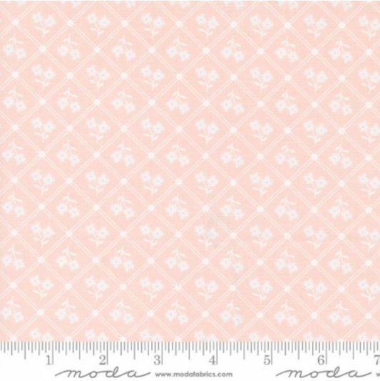 COTTAGE CHARM KORAL KICKS WINDOW PANE